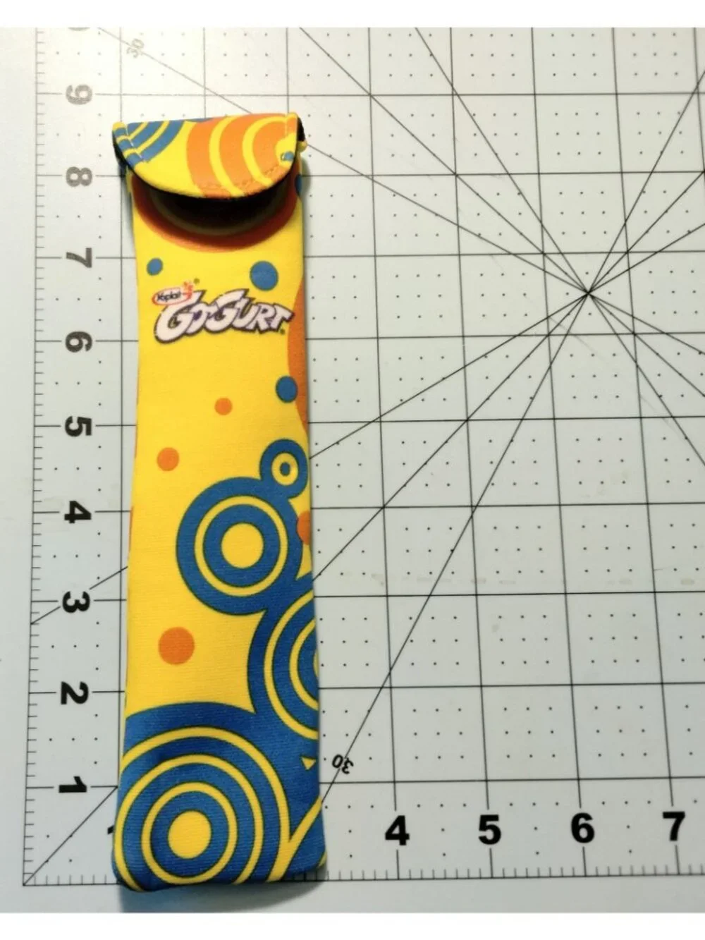 Go Gurt Insulated Tube Holder Sleeve Yellow Colorful Print School Lunch 2011